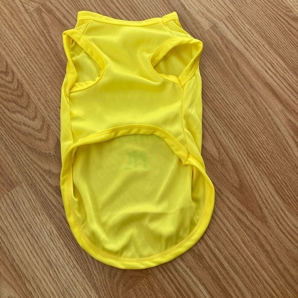 Price drop … NWOT Lightweight Material Dog (Puppy) Shirt with Saying - Picture 3 of 7